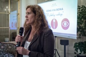 cena via bona 12